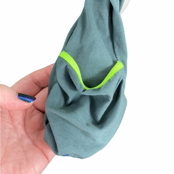 Nike Running Dri-Fit Green & Gray Hooded Tee - Picture 4 of 16